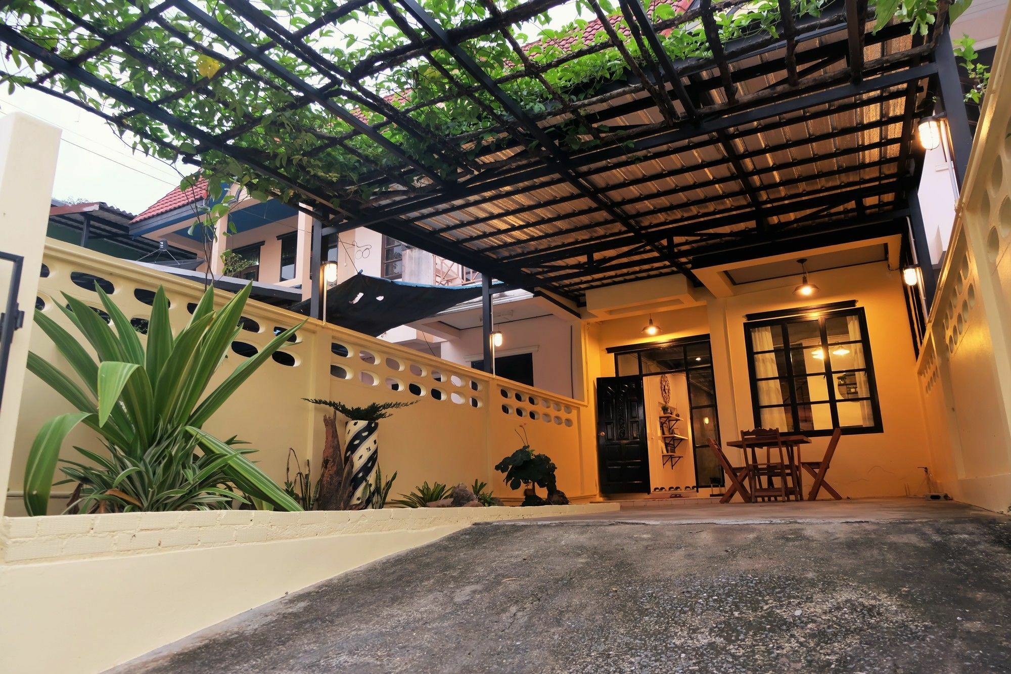 Nanrada Hometel Krabi Exterior photo